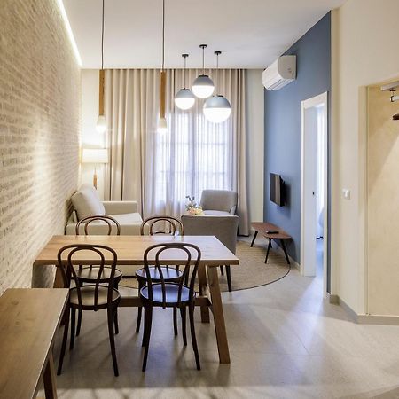 Terra Triana Apartments Seville Ngoại thất bức ảnh