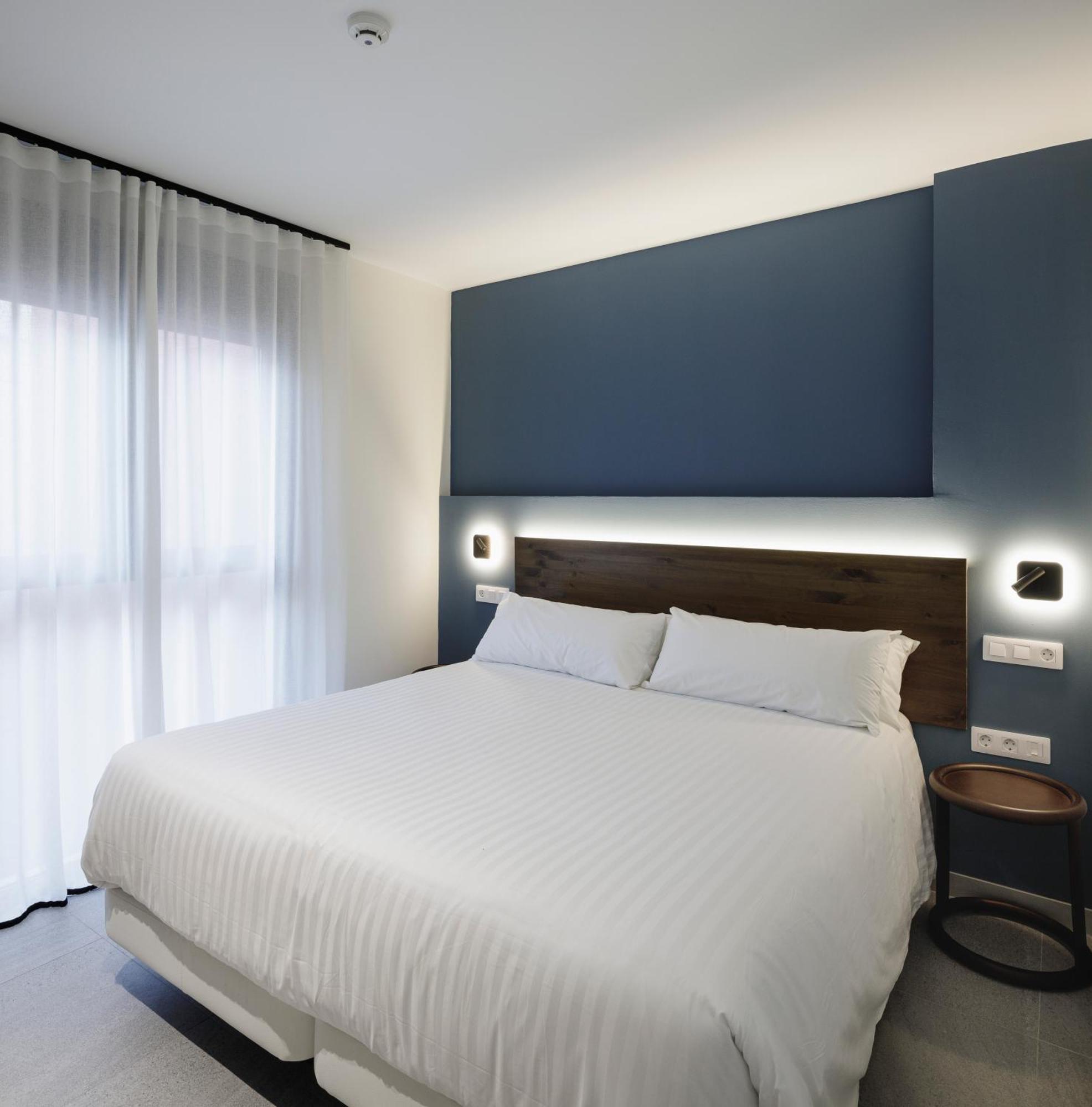 Terra Triana Apartments Seville Ngoại thất bức ảnh
