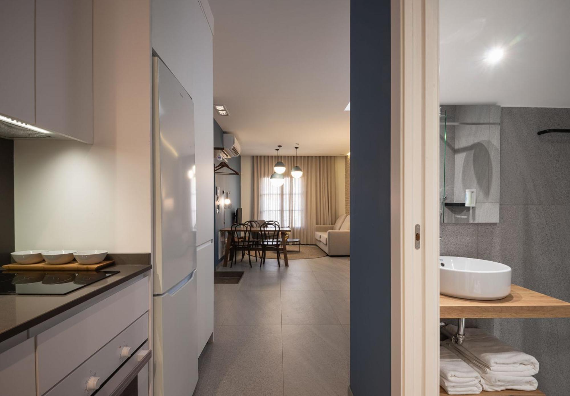 Terra Triana Apartments Seville Ngoại thất bức ảnh