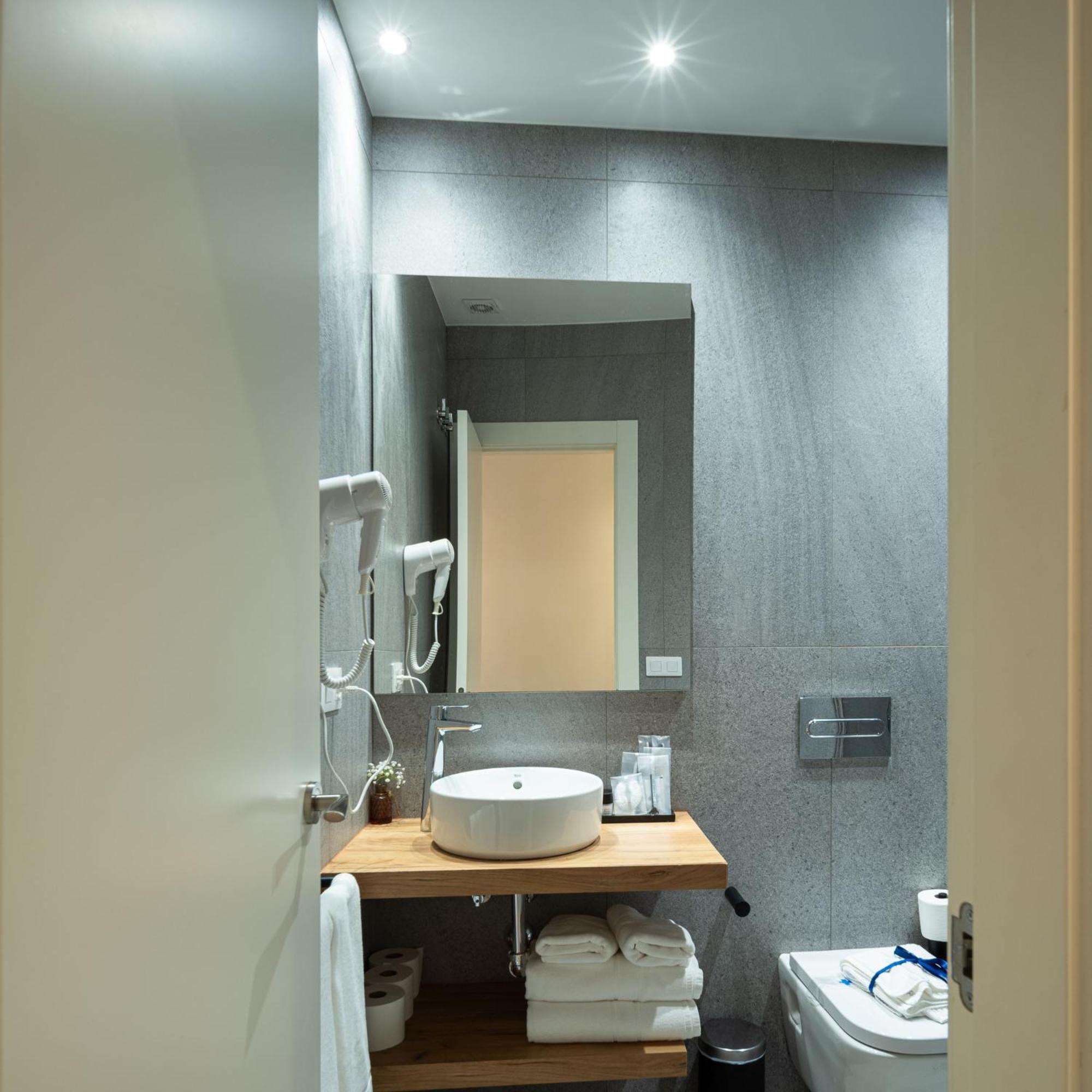Terra Triana Apartments Seville Ngoại thất bức ảnh